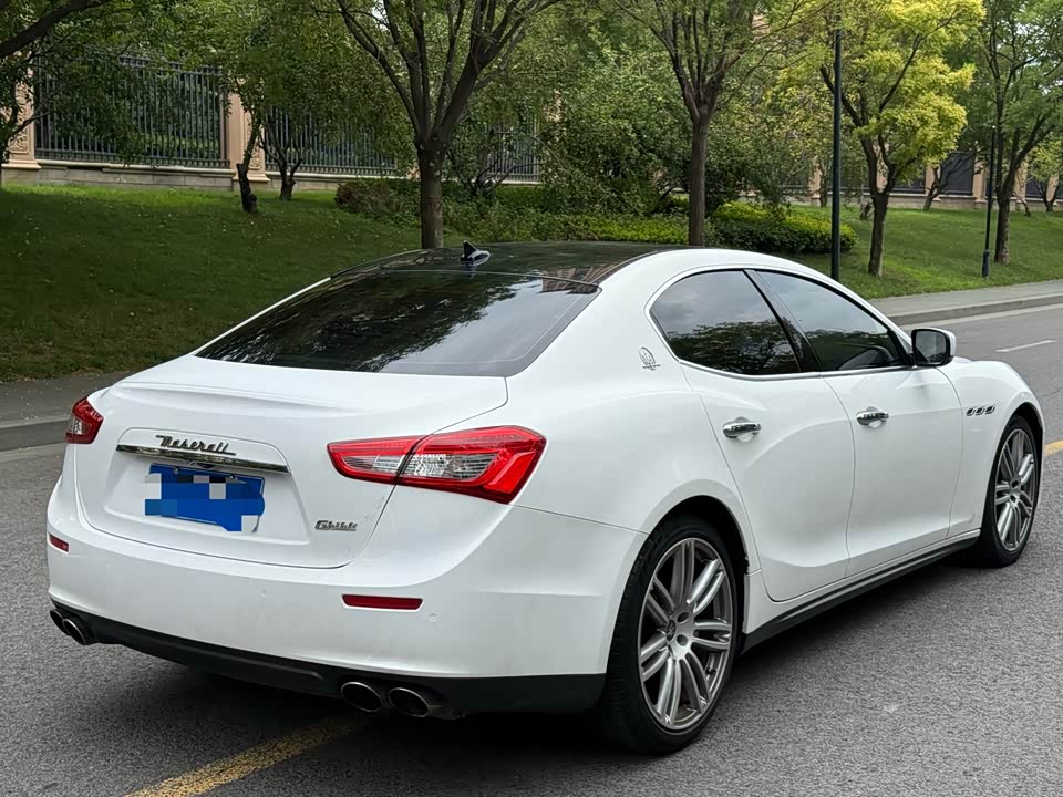 Maserati Ghibli Maserati Ghibli