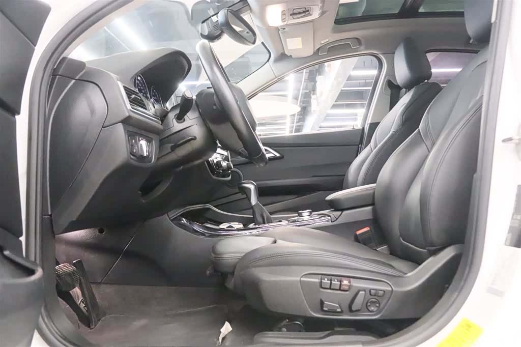 BMW 1 Series, 2018 12
