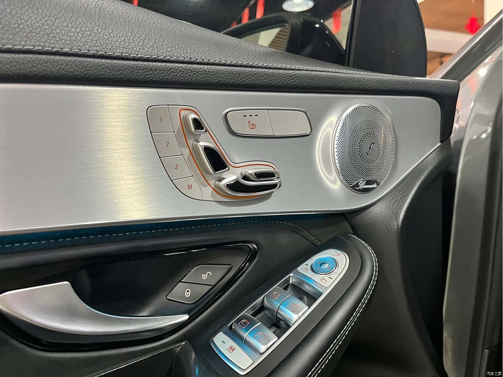 Mercedes-Benz GLC, 2019 13
