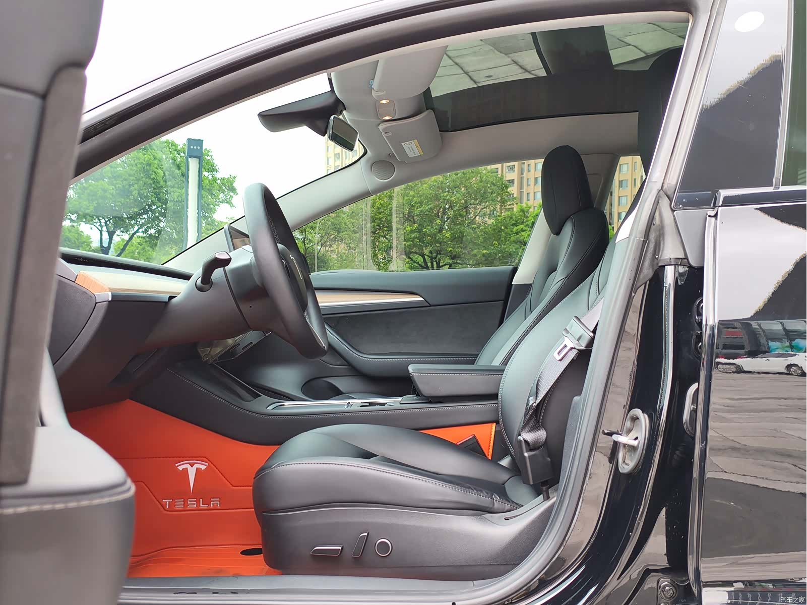 Tesla Model 3, 2023 16
