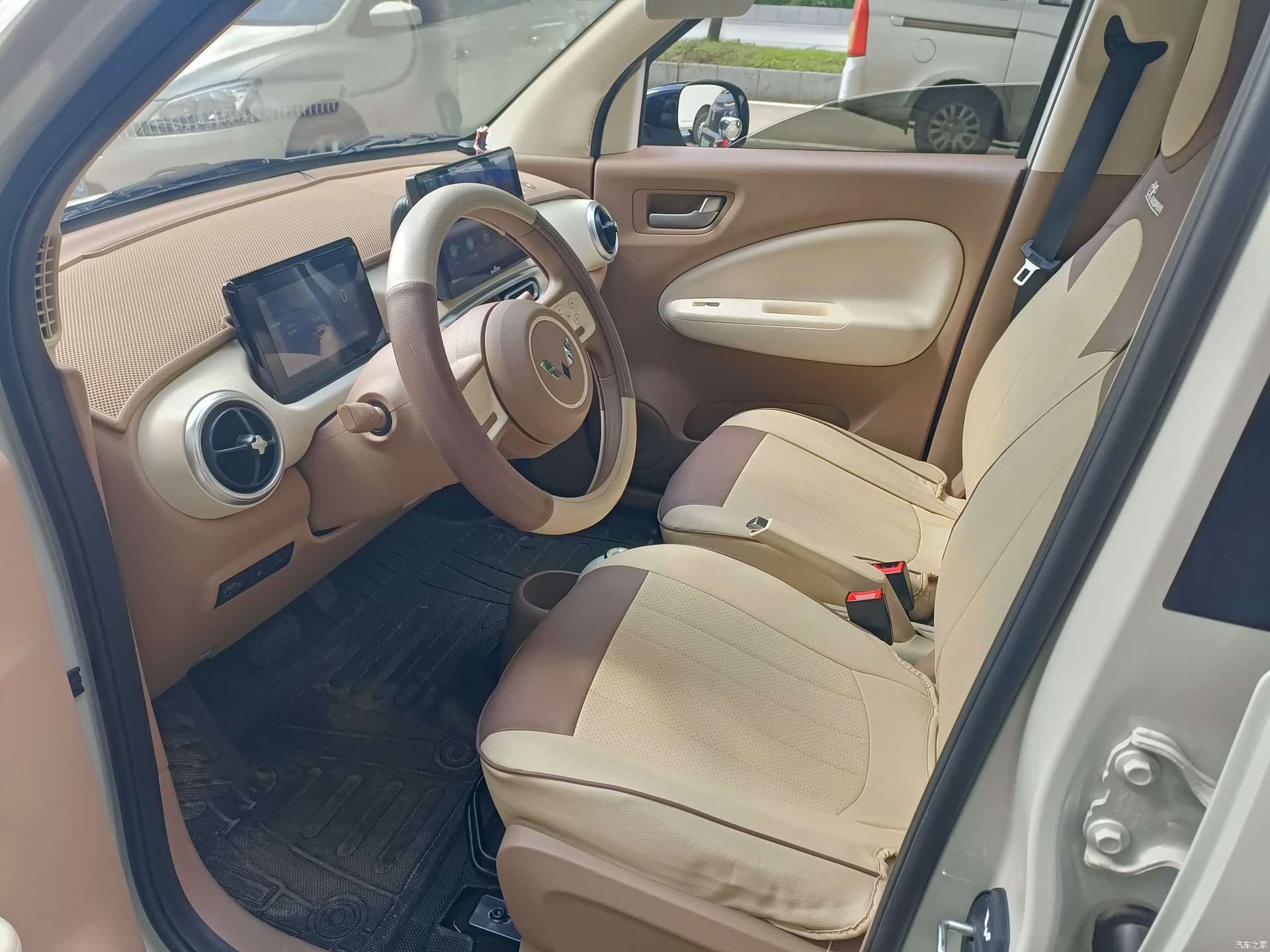 Wuling MINIEV, 2025 6