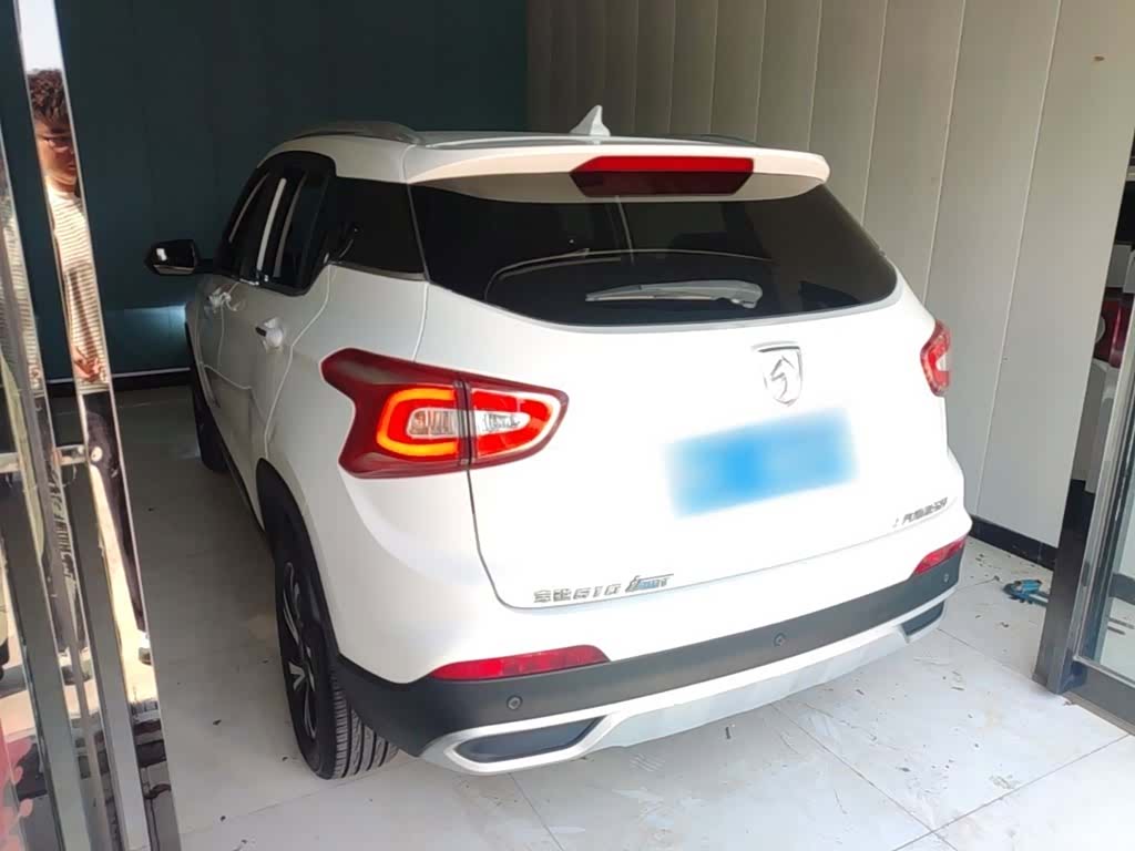 Wuling 510, 2017 все фото