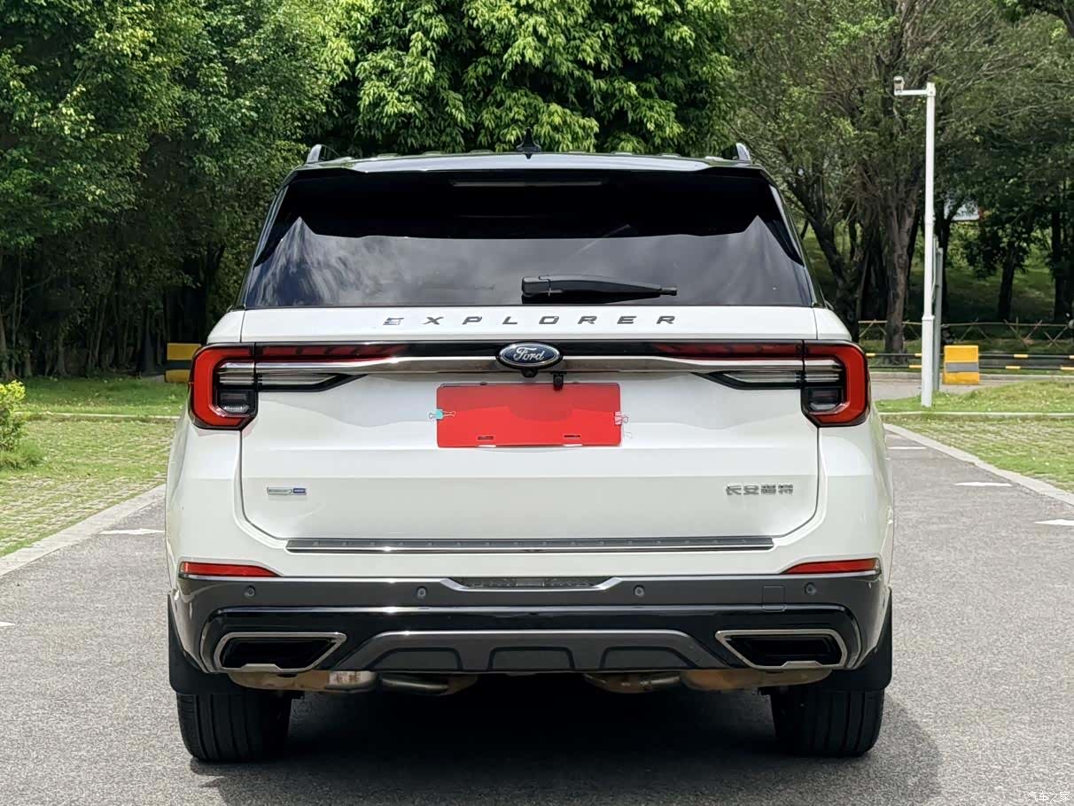 Ford Explorer, 2023 7