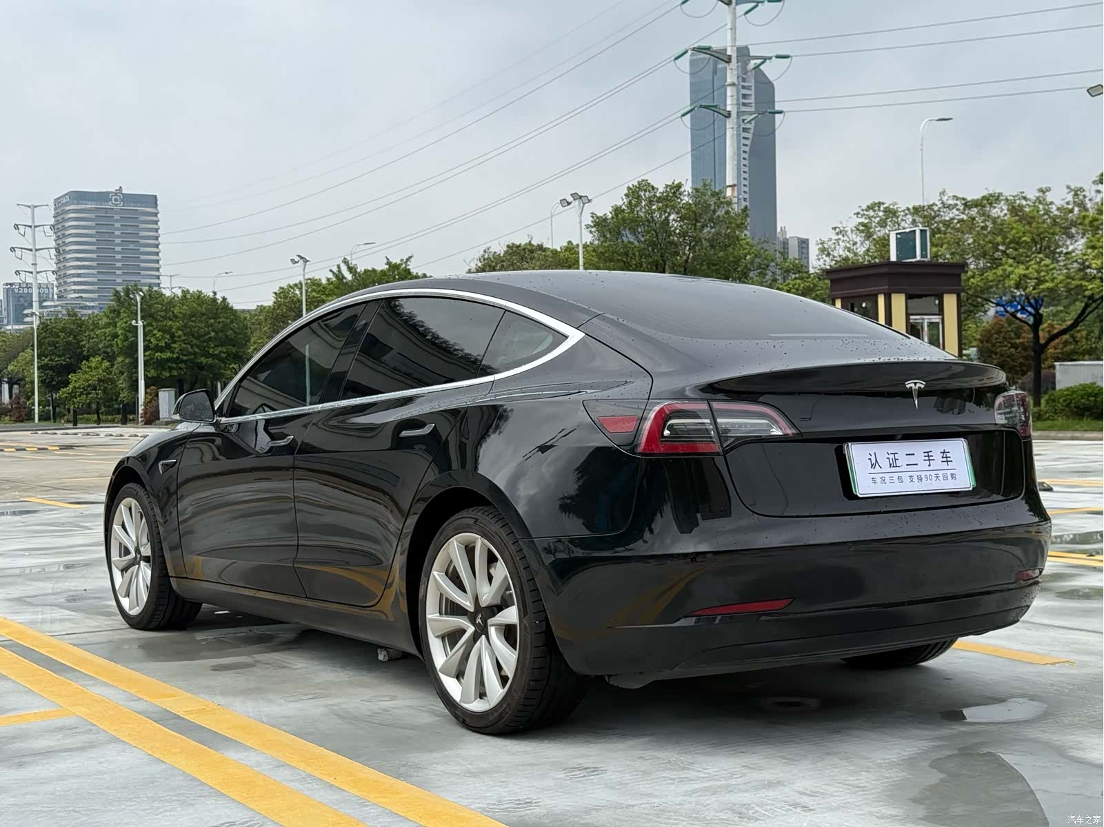 Tesla Model 3, 2020 12
