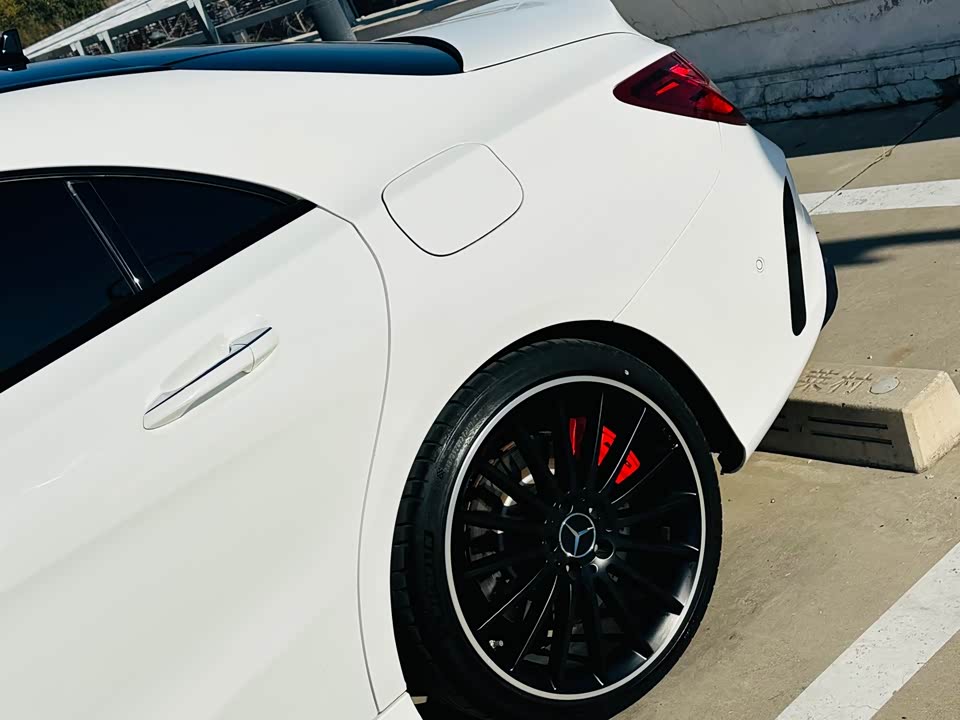 Mercedes-Benz CLA AMG