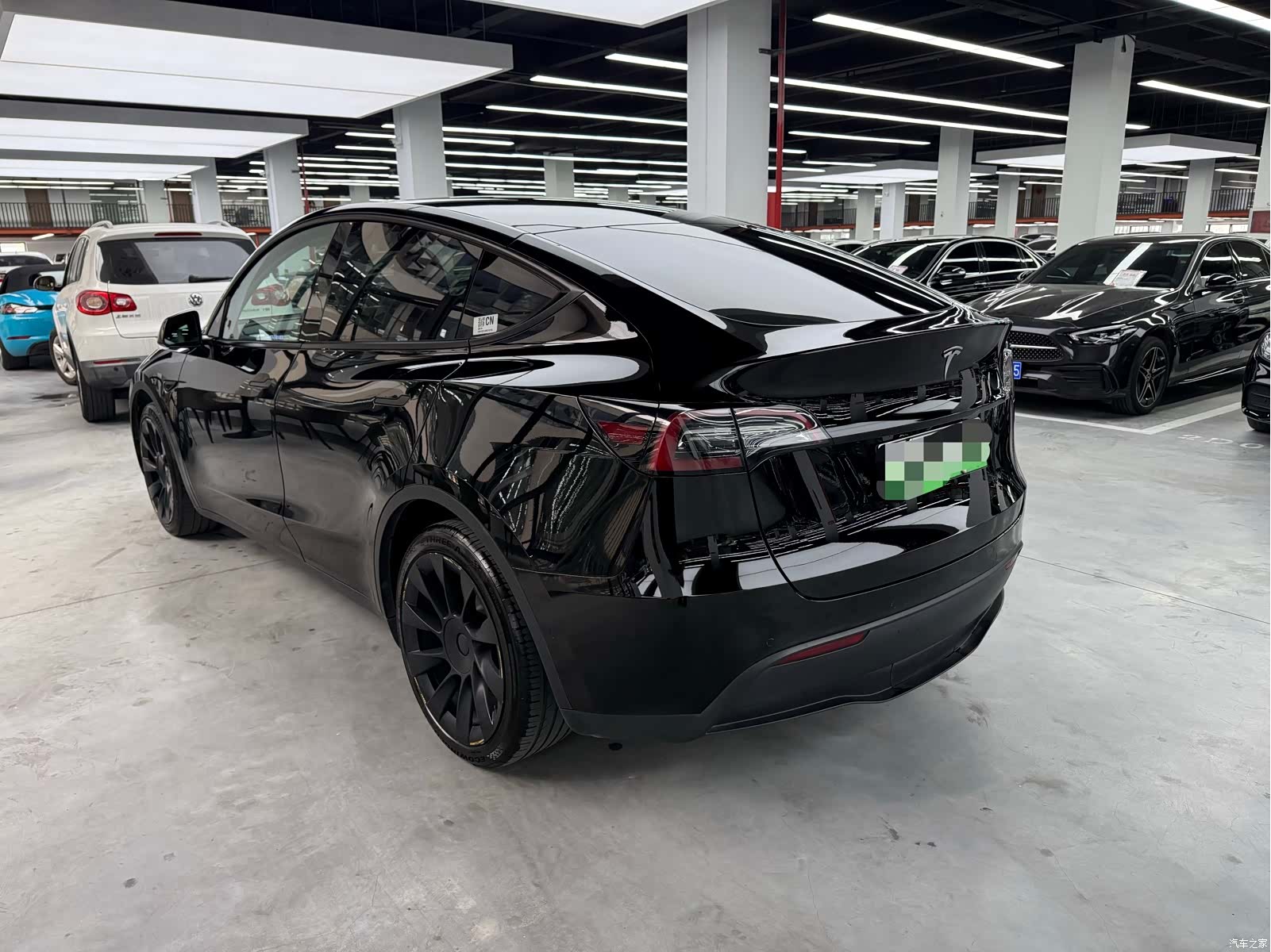 Tesla Model Y, 2021 13