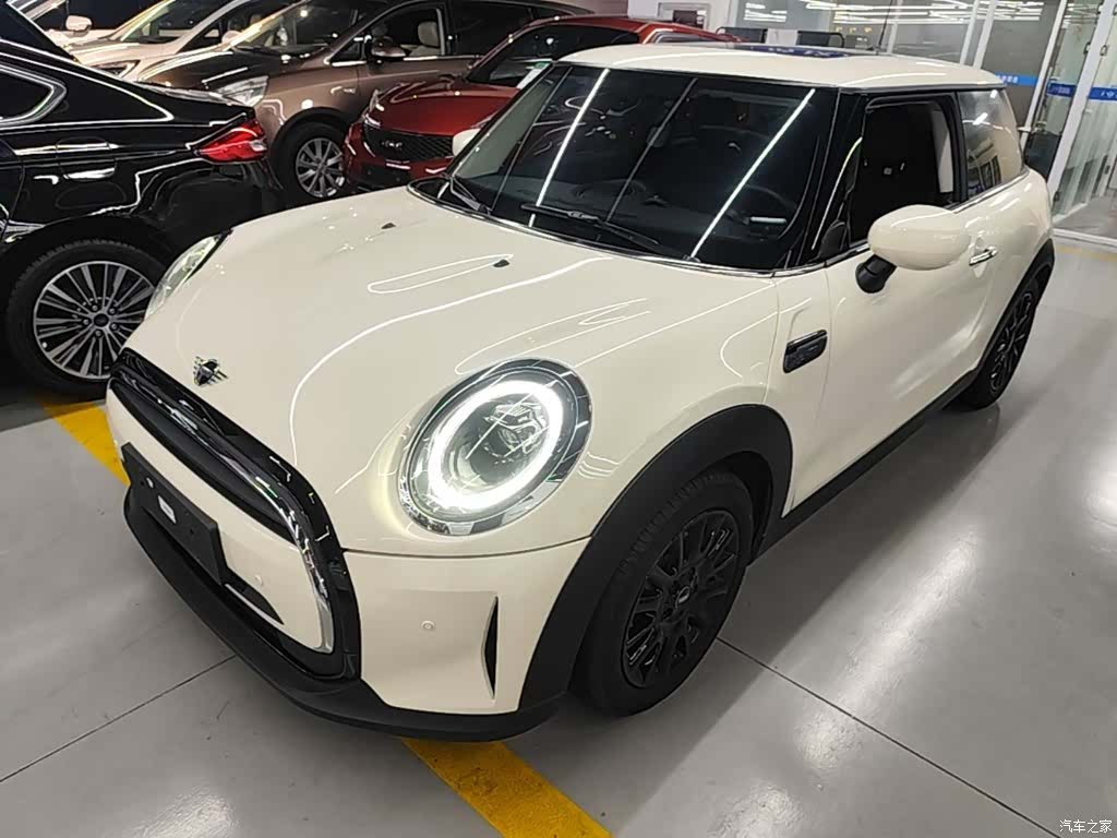 Mini ONE, 2022 1