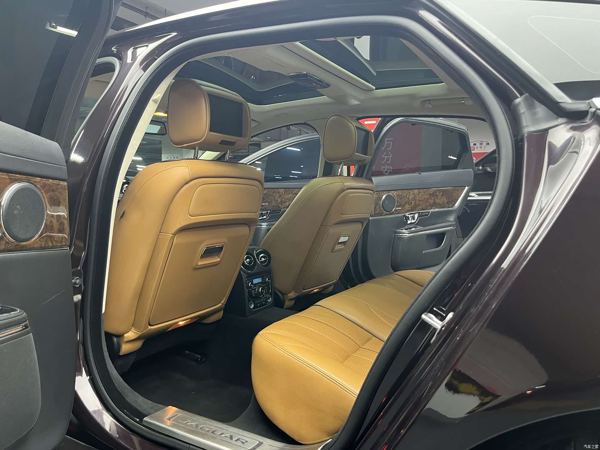 Jaguar XJ, 2015 19