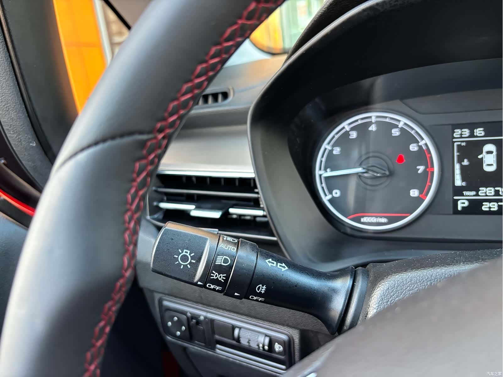 Geely X3, 2021 27