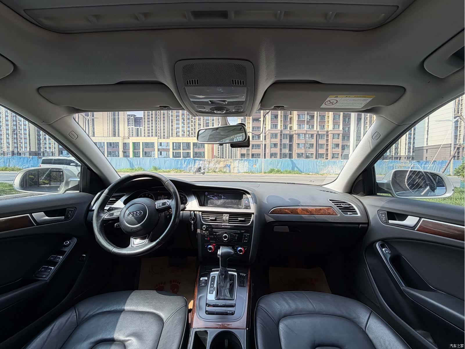 Audi A4L, 2015 10