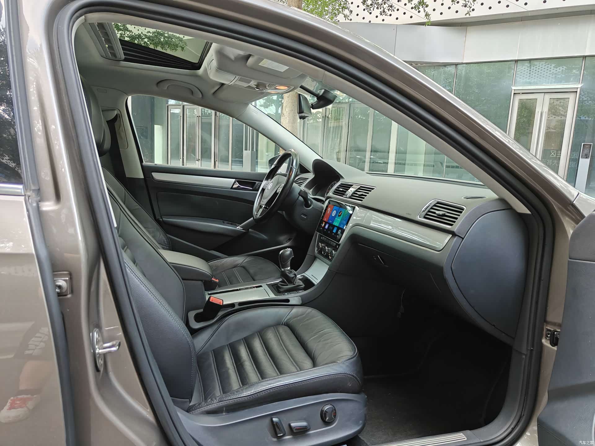 Volkswagen Passat, 2016 все фото