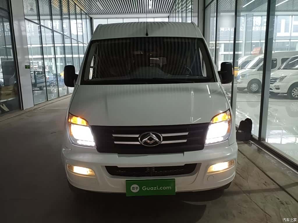 Maxus V80, 2022 3