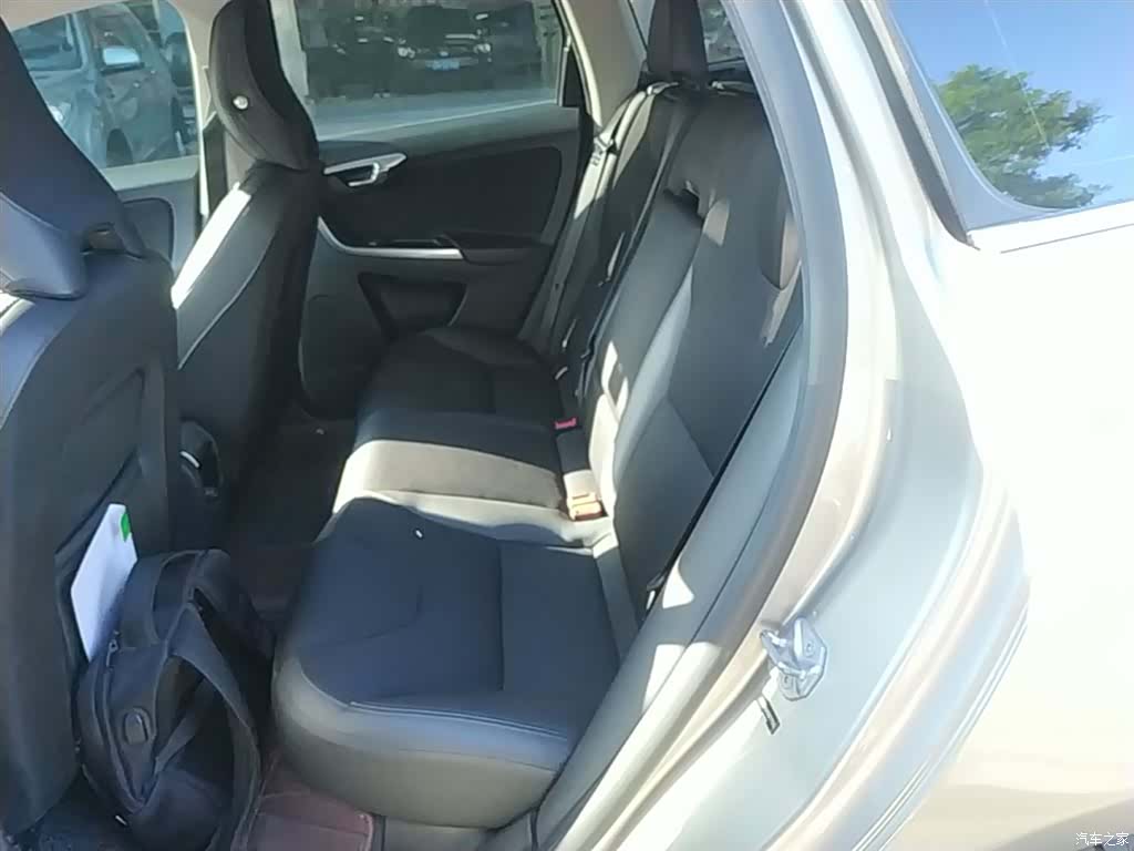 Volvo XC60, 2015 17