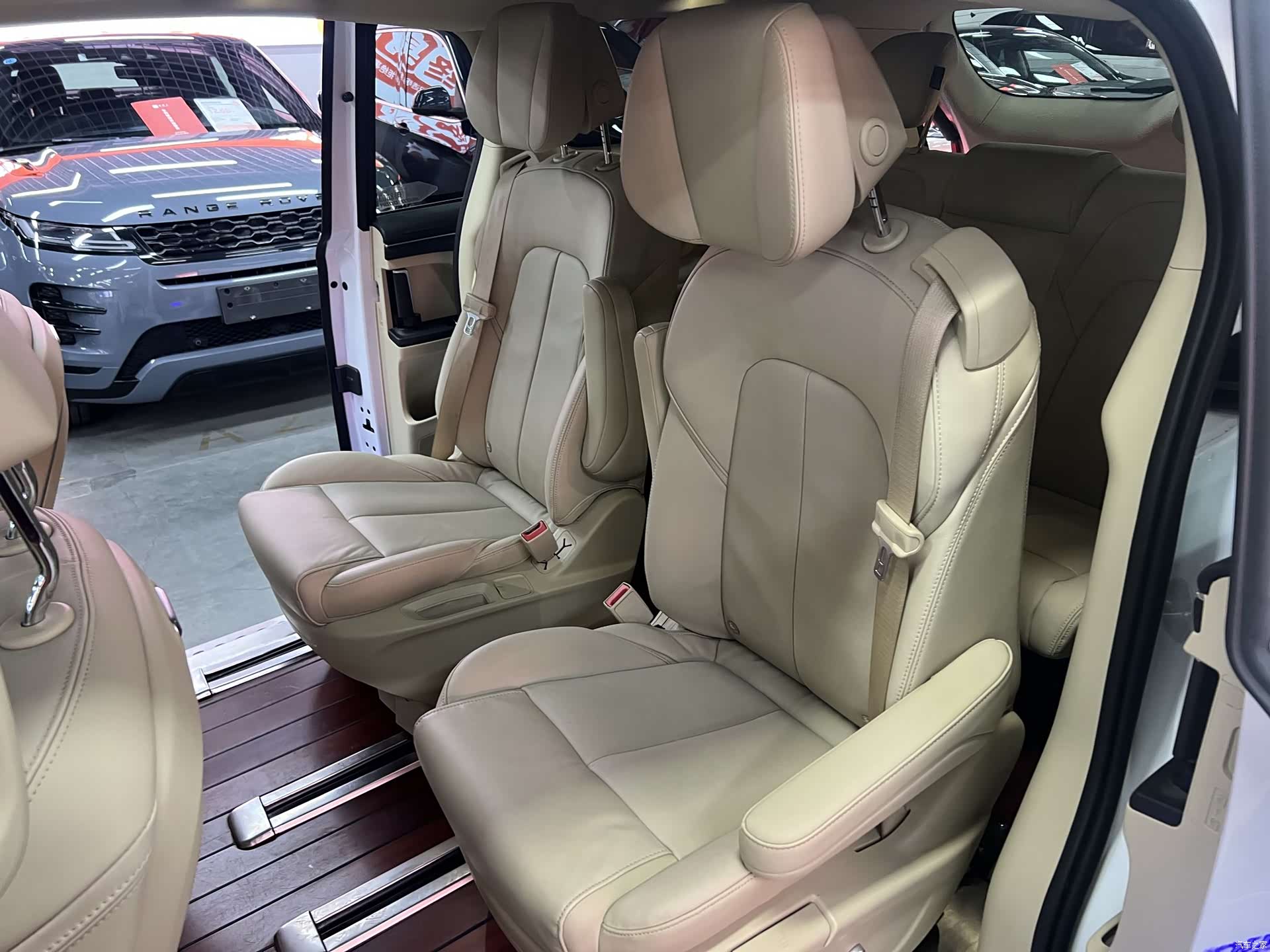 Buick GL8, 2023 11
