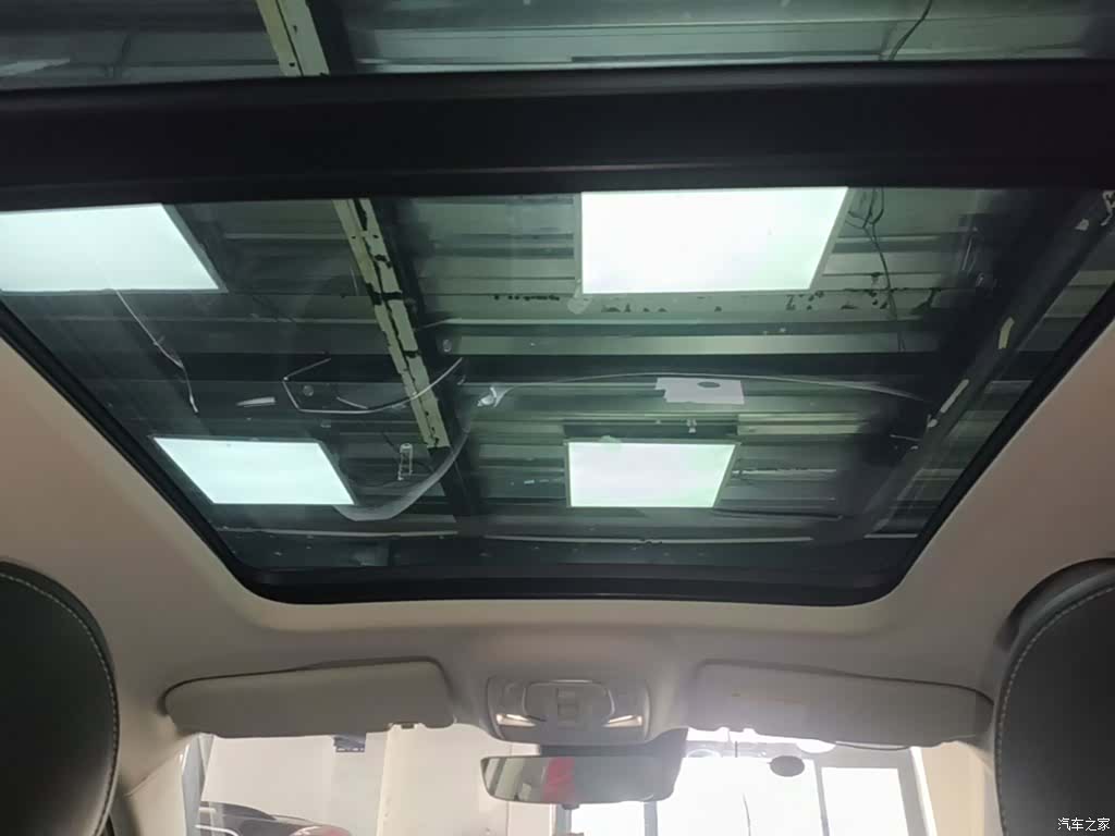 Roewe RX5, 2022 18