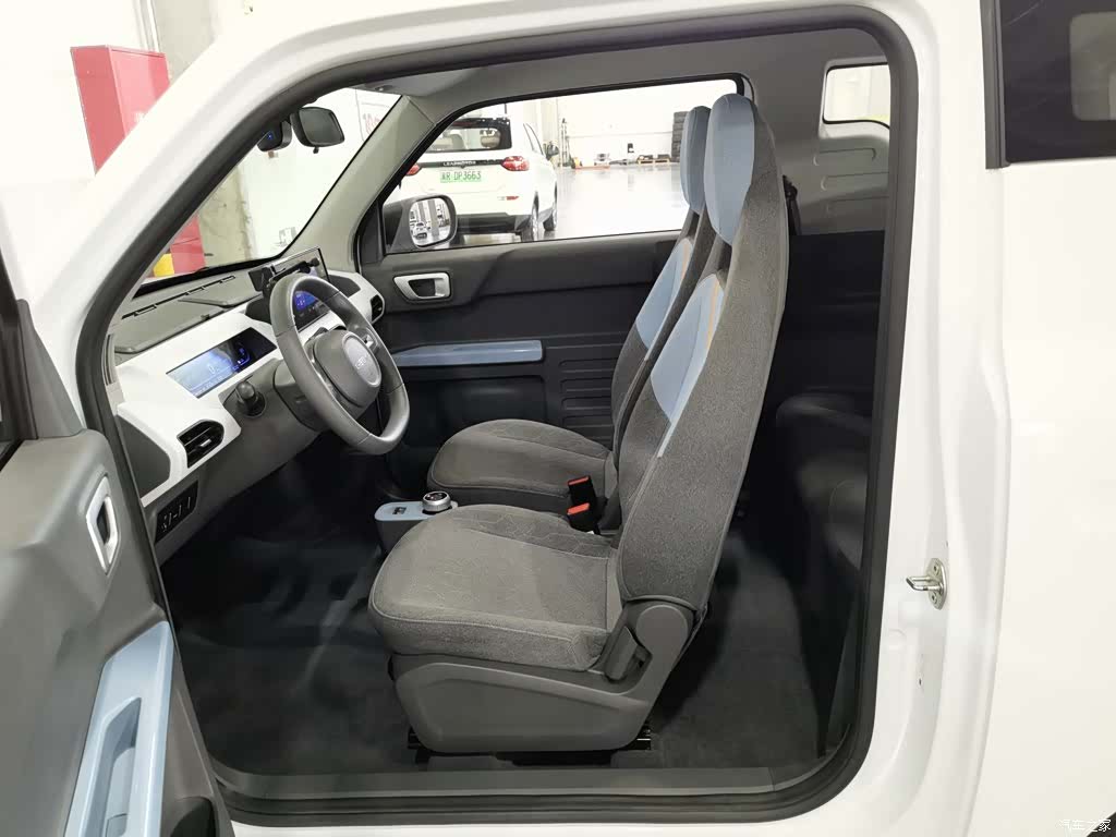 Geely Panda, 2023 10
