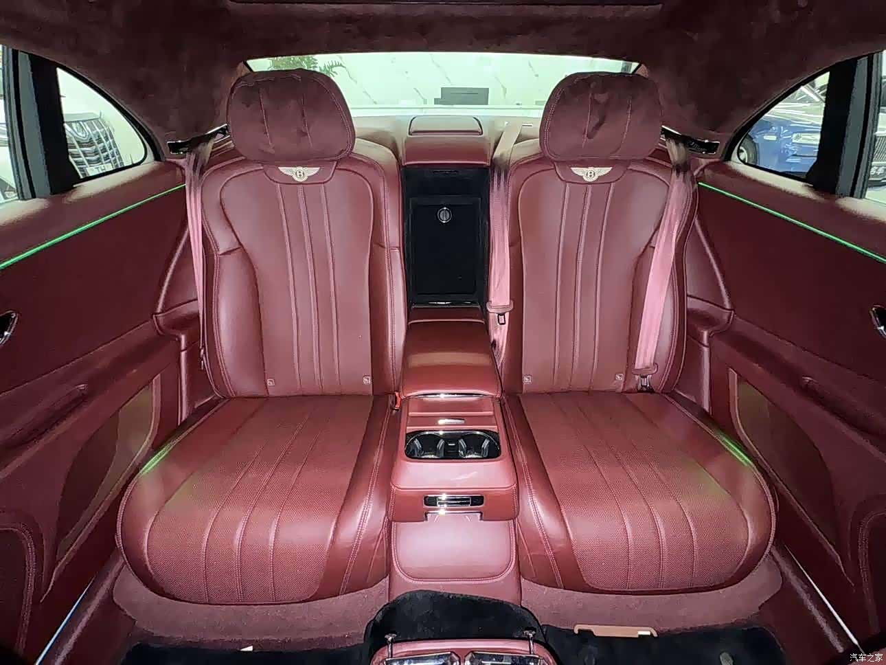Bentley Flying Spur, 2022 7