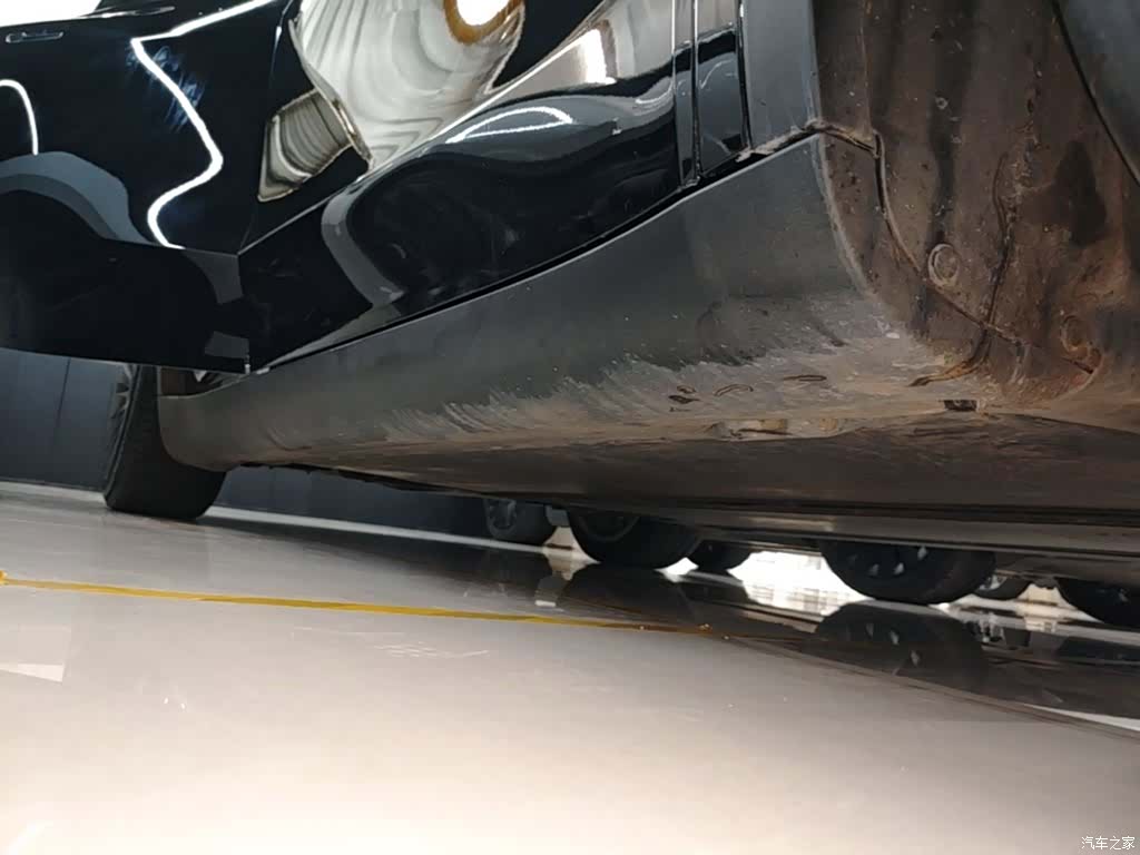 Tesla Model Y, 2023 21