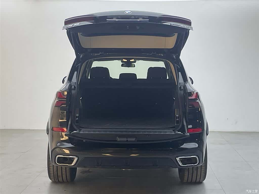 BMW X5, 2026 6