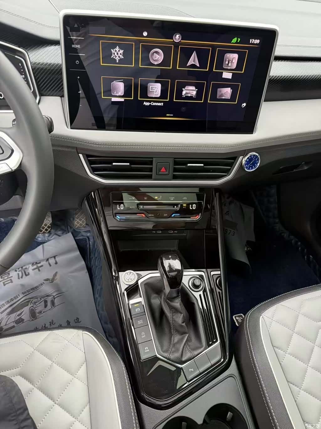 Volkswagen Tayron, 2023 13