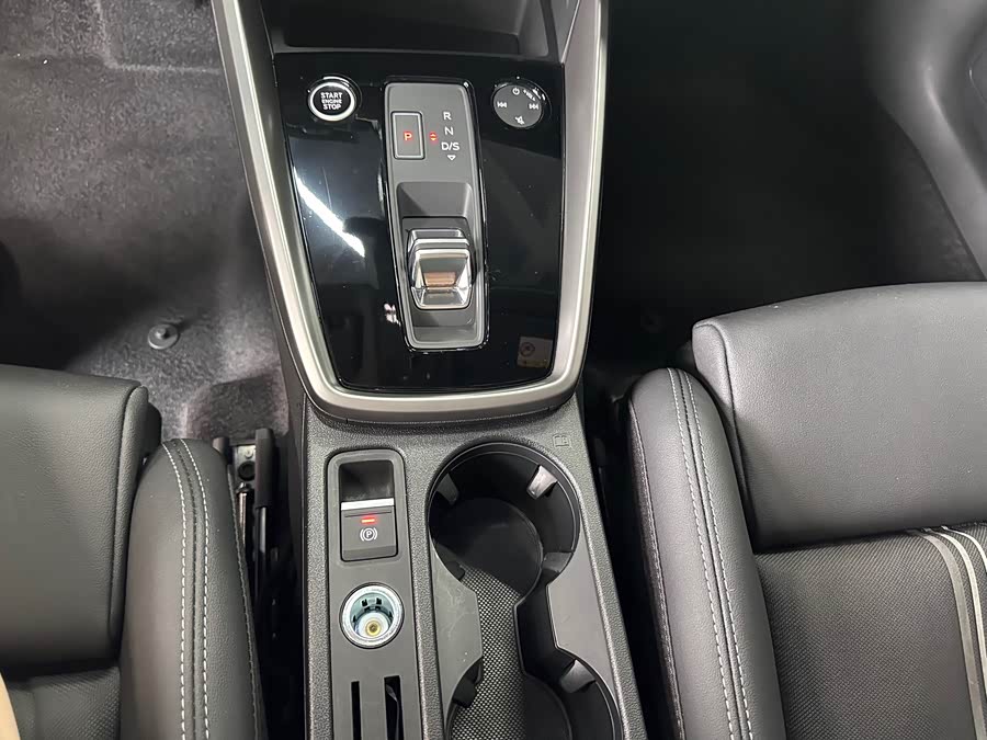 Audi A3 2023, фото 12