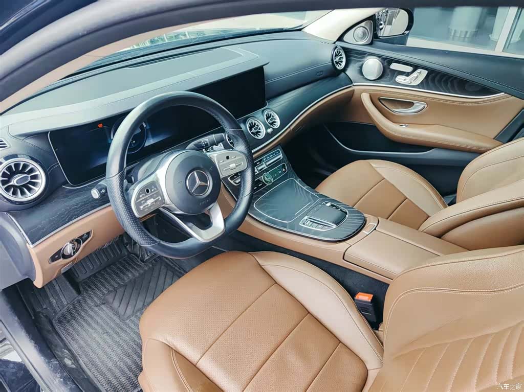 Mercedes-Benz E-Class, 2019 9