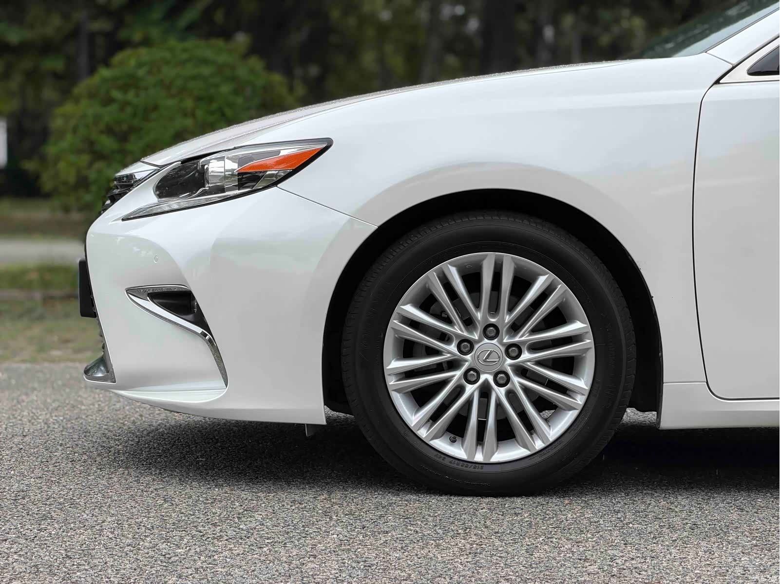Lexus ES, 2017 4
