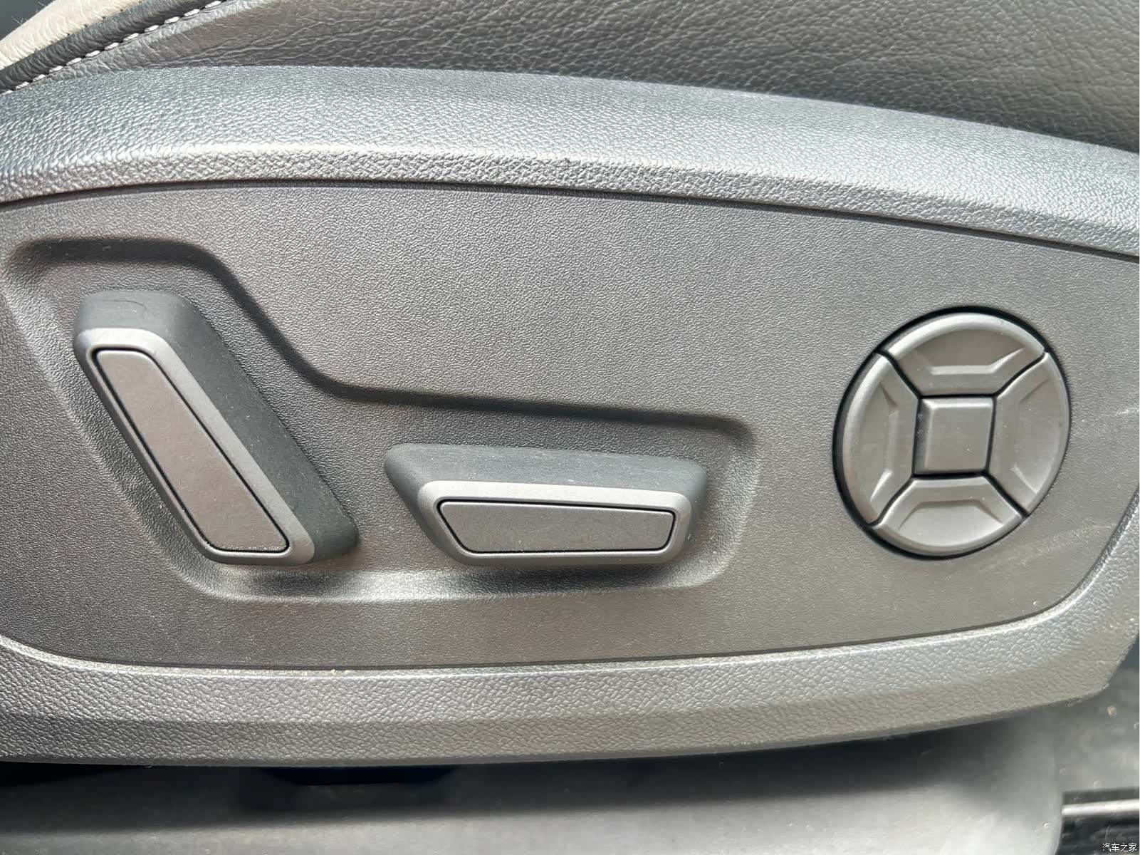 Audi Q3, 2020 11