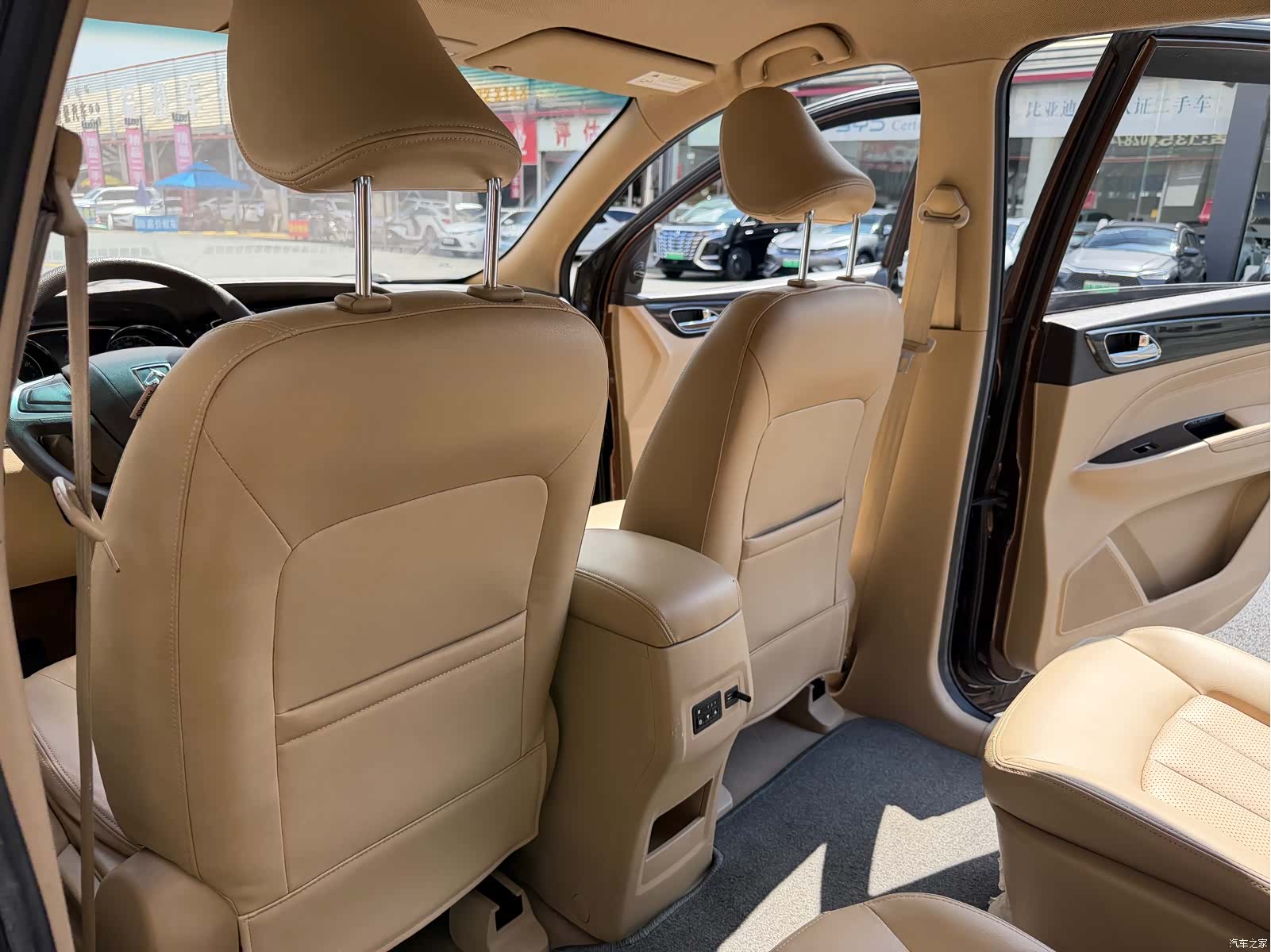 Wuling 730, 2017 27