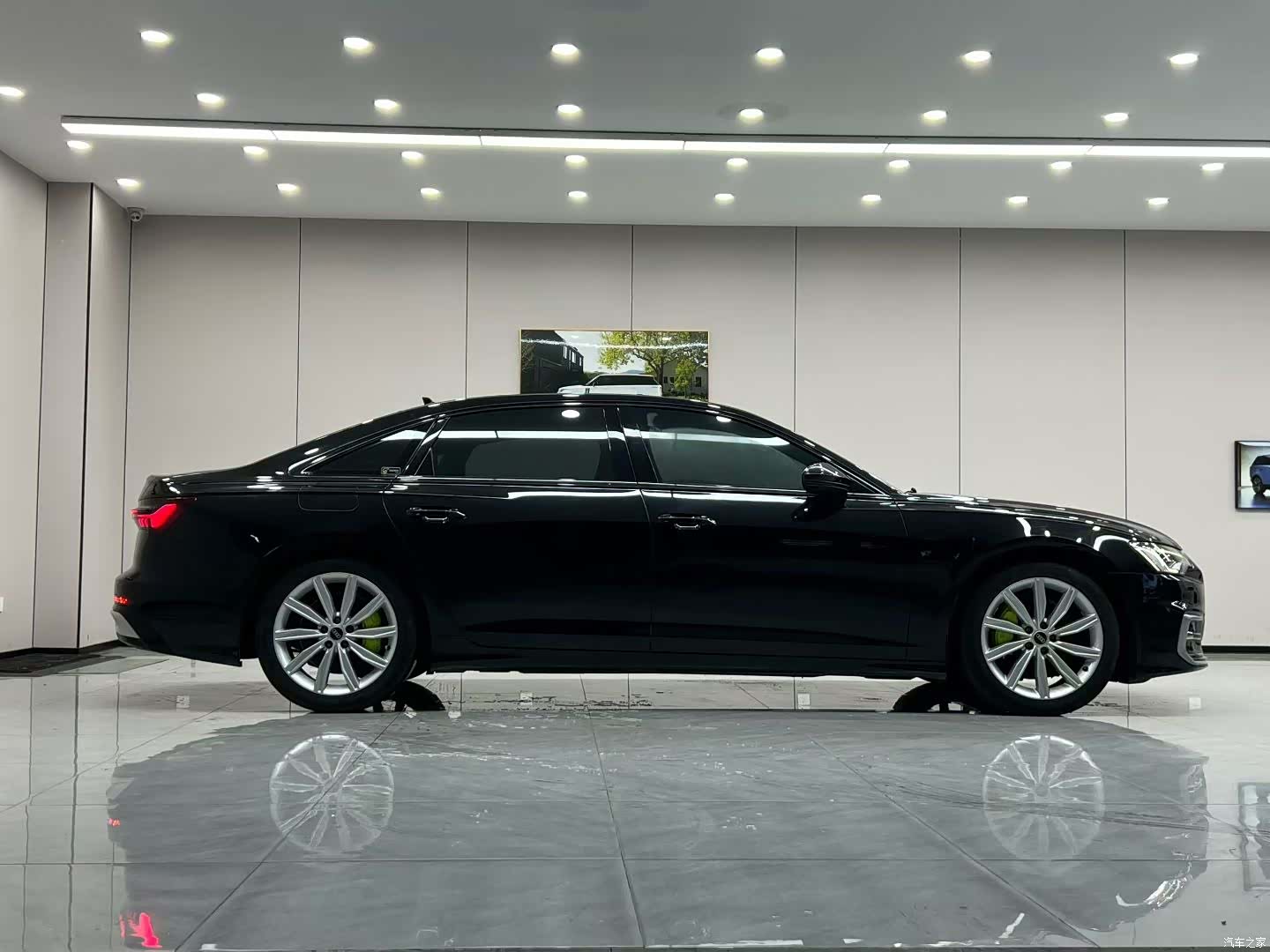 Audi A6L, 2022 3