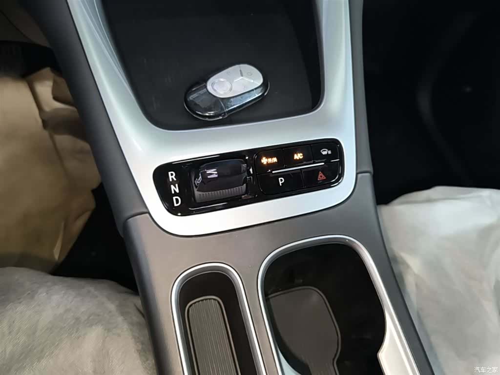 Geely Xingyuan, 2025 14