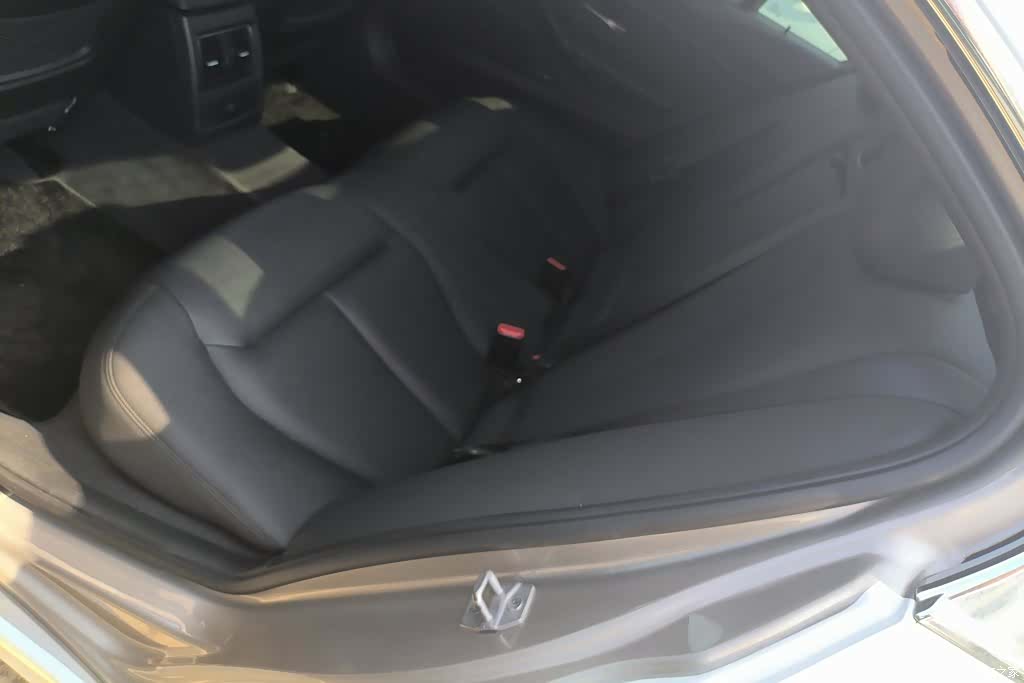 BMW 3 Series, 2016 11