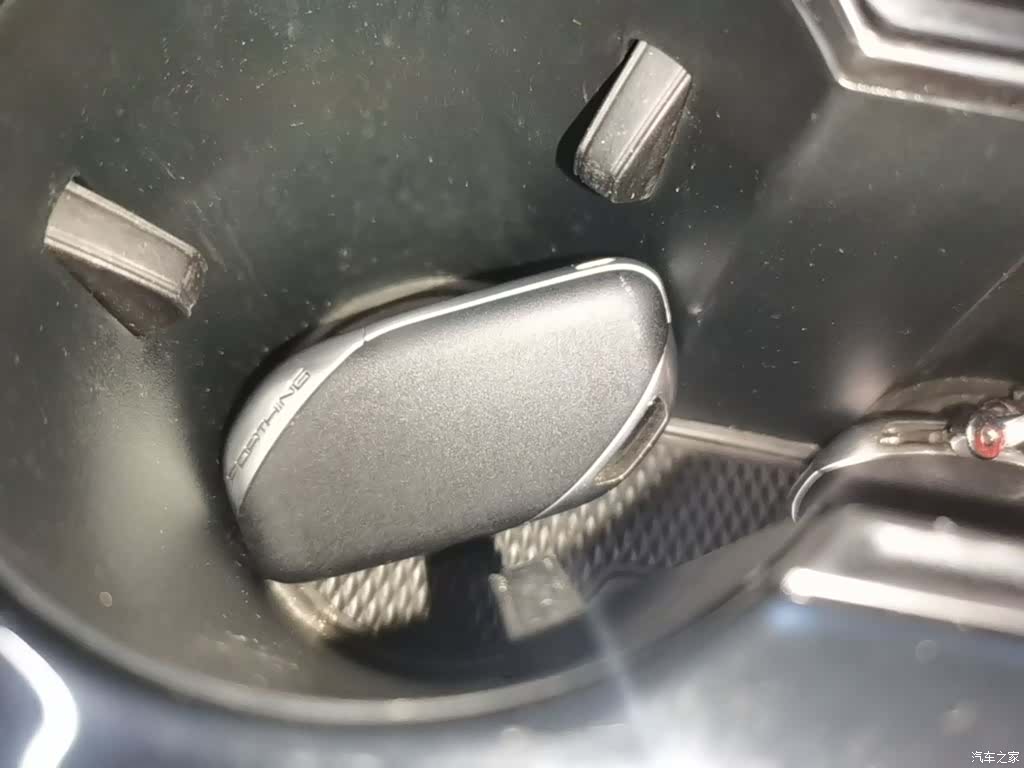 DongFeng T5, 2021 9