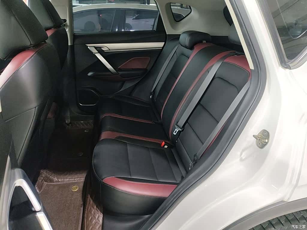 Geely Coolray, 2021 17
