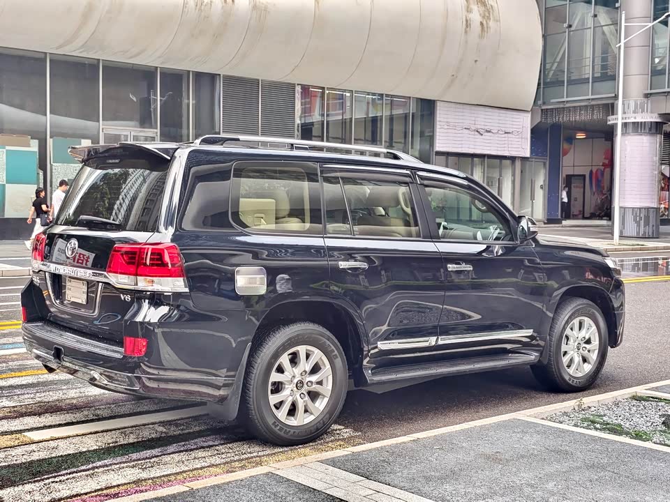 Toyota Land Cruiser Toyota Land Cruiser