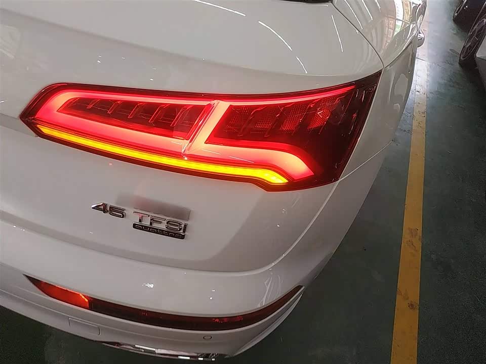 Audi Q5L Audi Q5L
