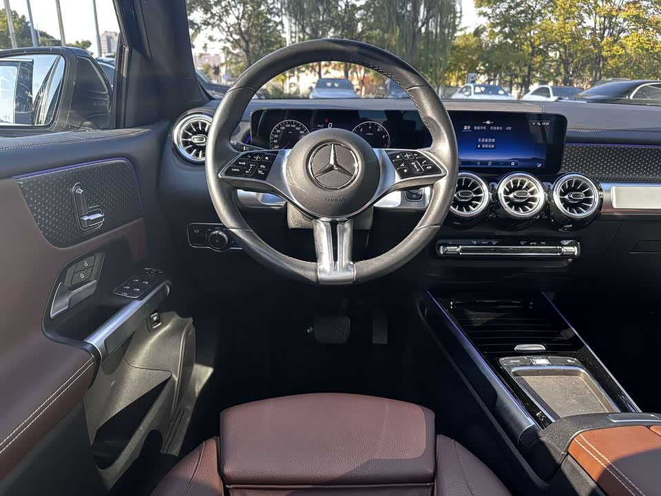 Mercedes-Benz GLB