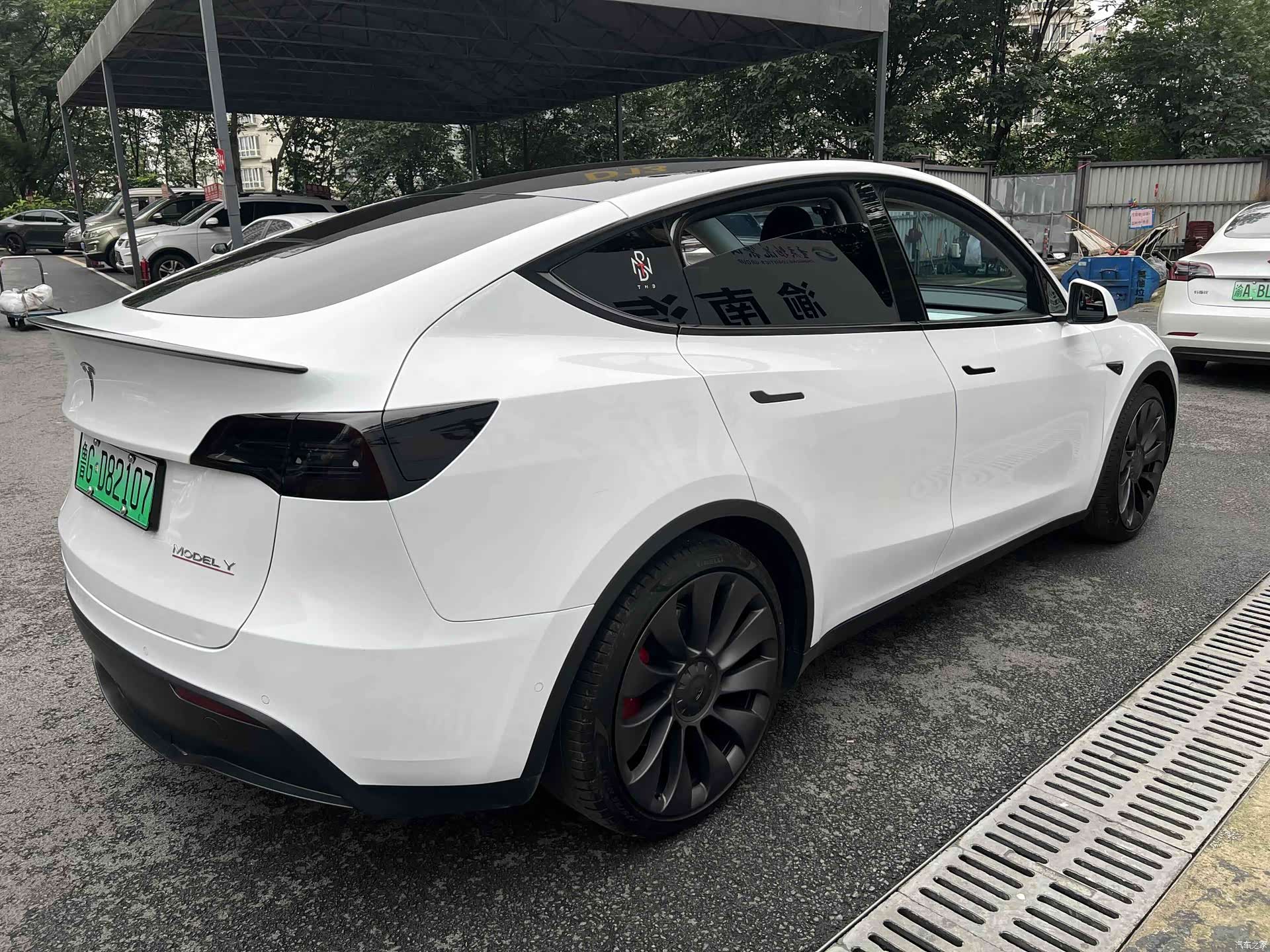 Tesla Model Y, 2022 6