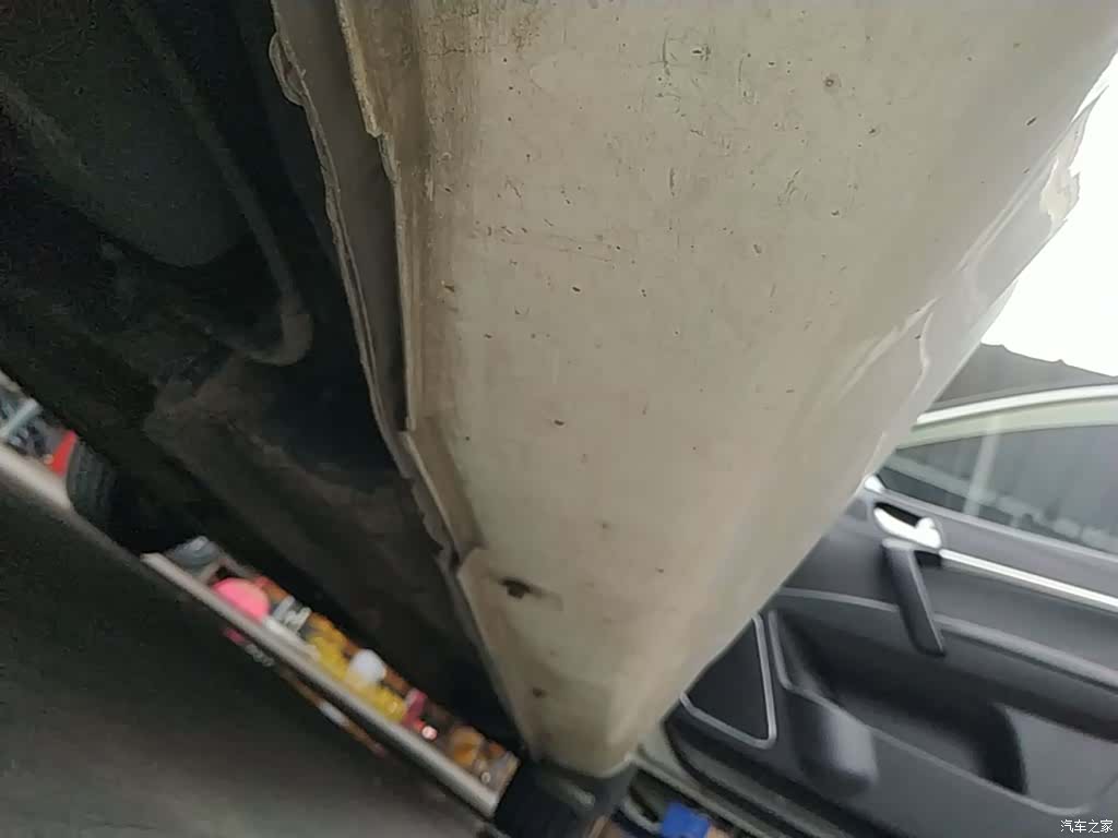 Geely Emgrand, 2015 21