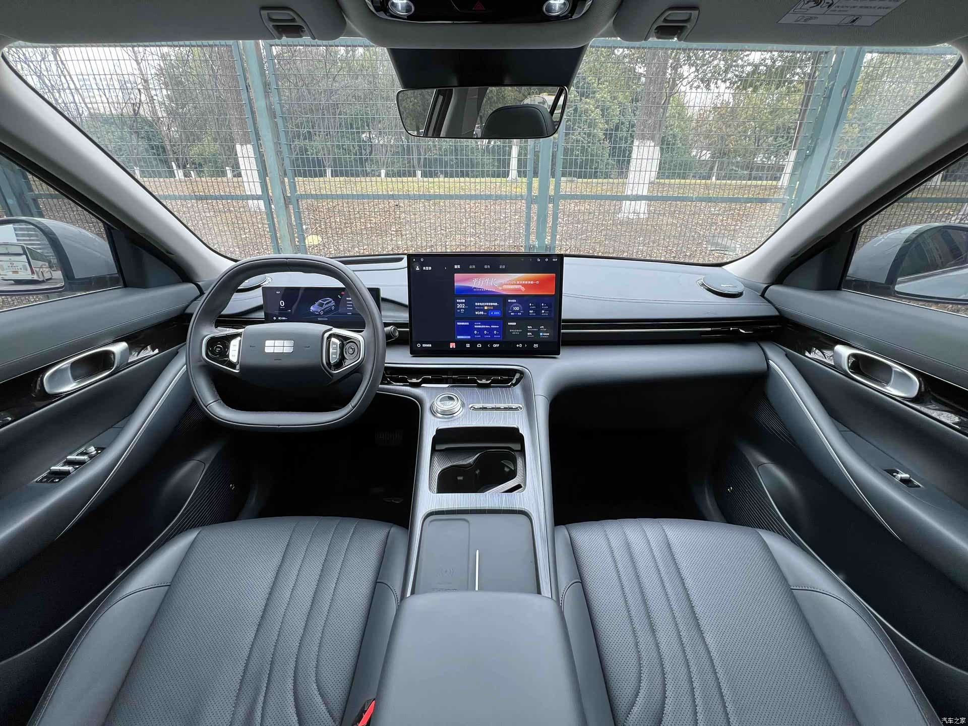 Geely Galaxy E5, 2025 8