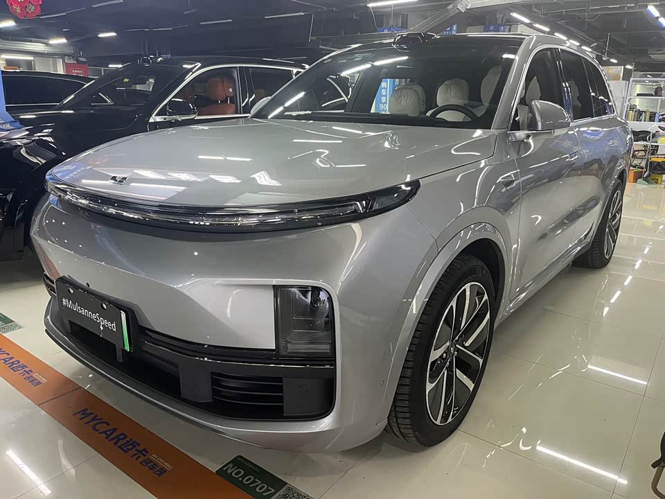 Li Auto Ideal L8