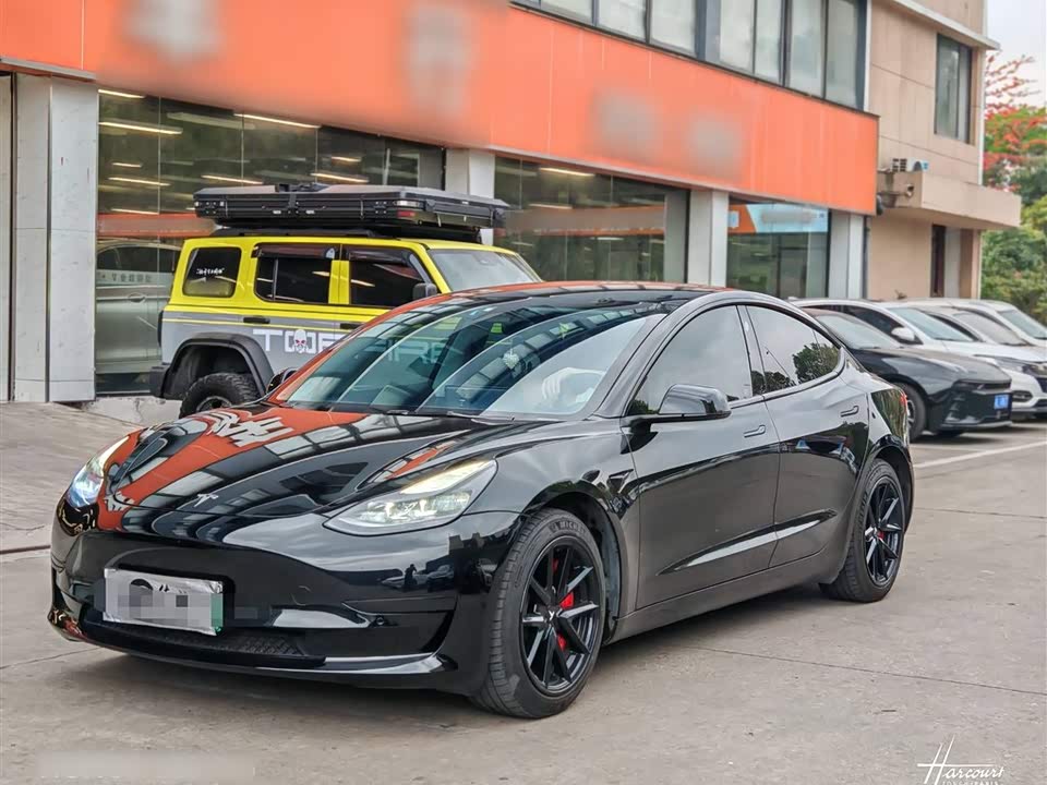 Tesla Model 3 Tesla Model 3