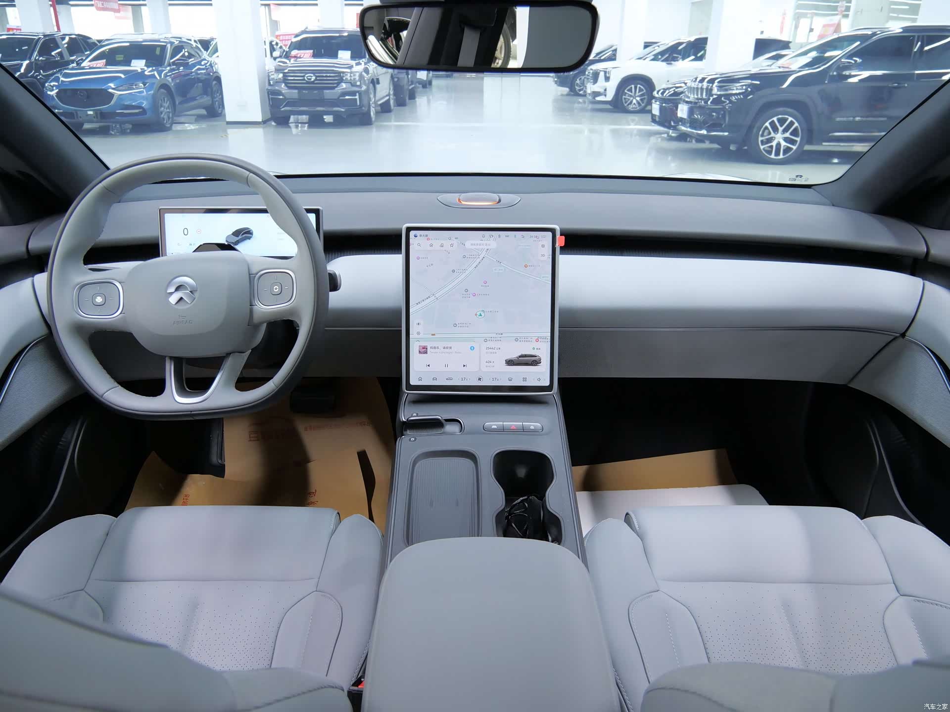 NIO ET5, 2025 10