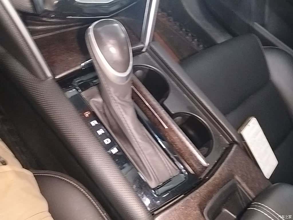 Cadillac XTS, 2018 14