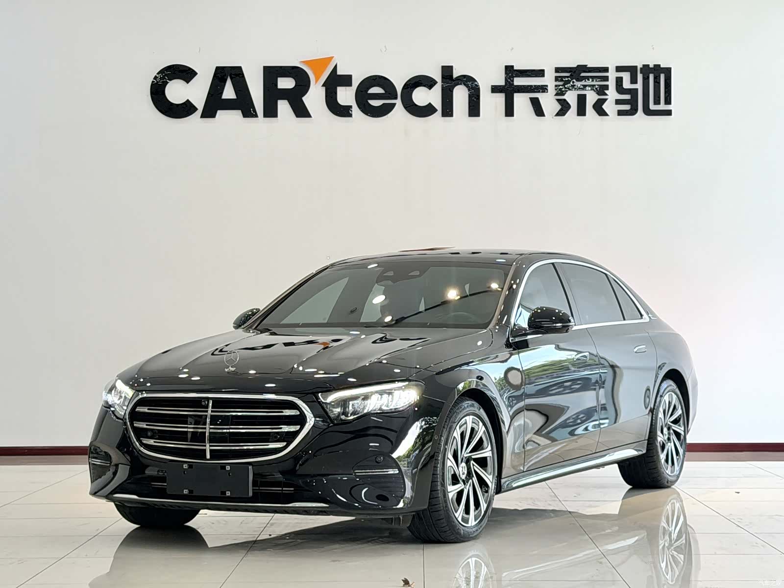 Mercedes-Benz E-Class, 2025 1