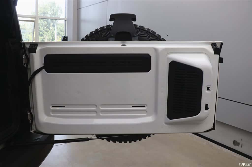 Ford Bronco, 2026 30