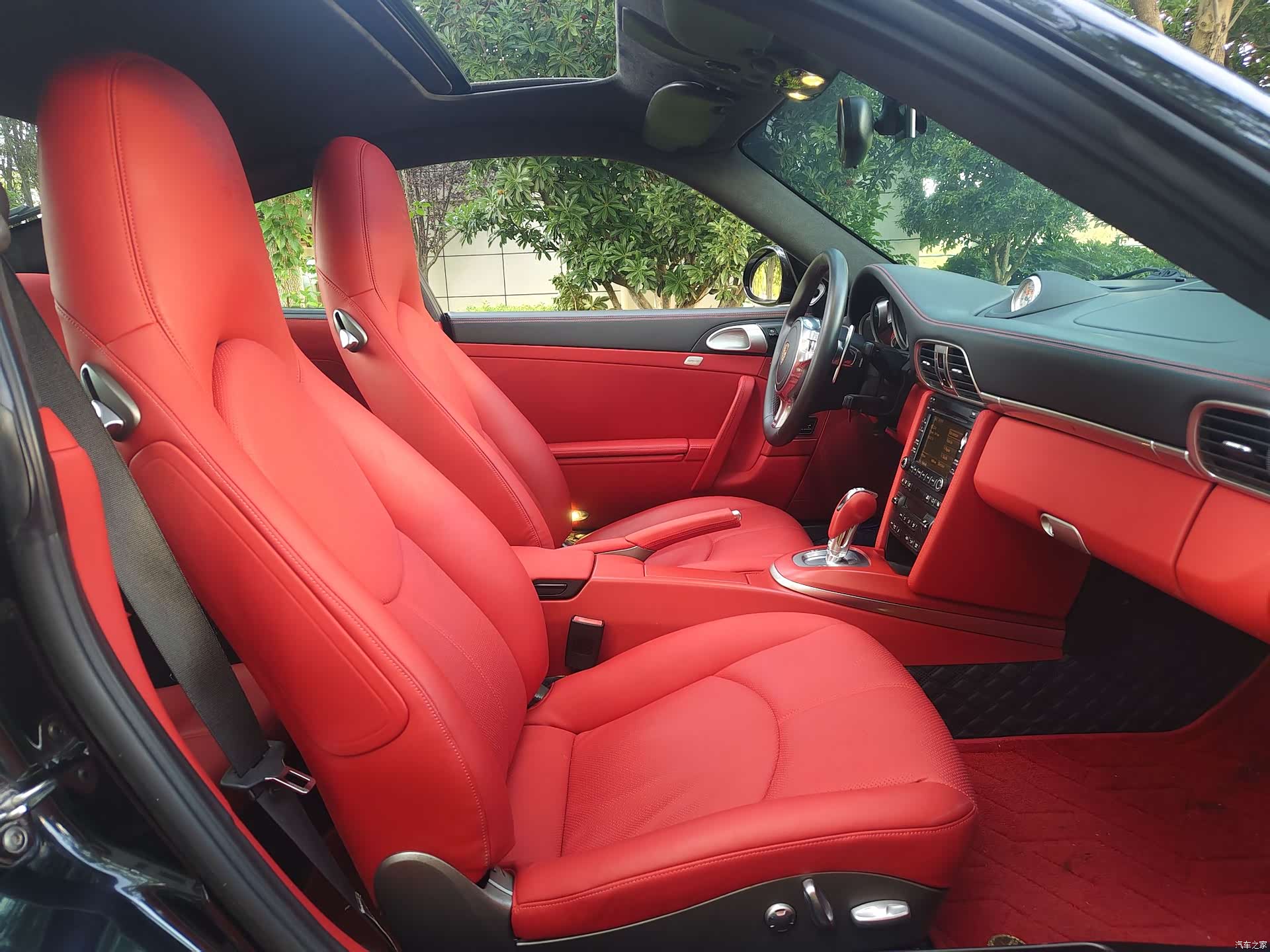 Porsche 911, 2010 8