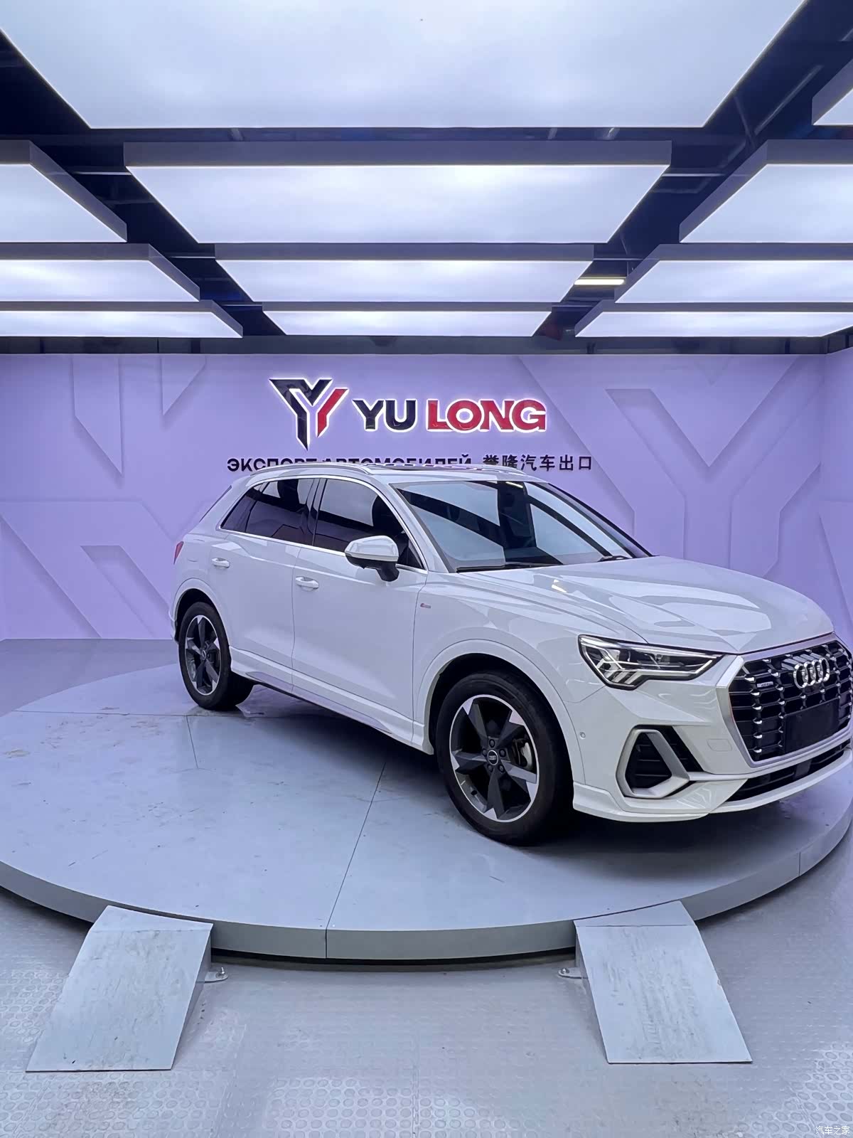 Audi Q3, 2022 8