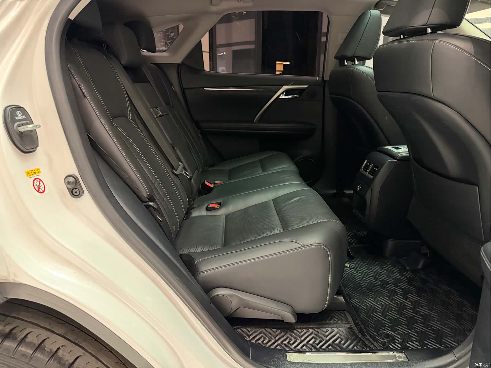 Lexus RX, 2018 14