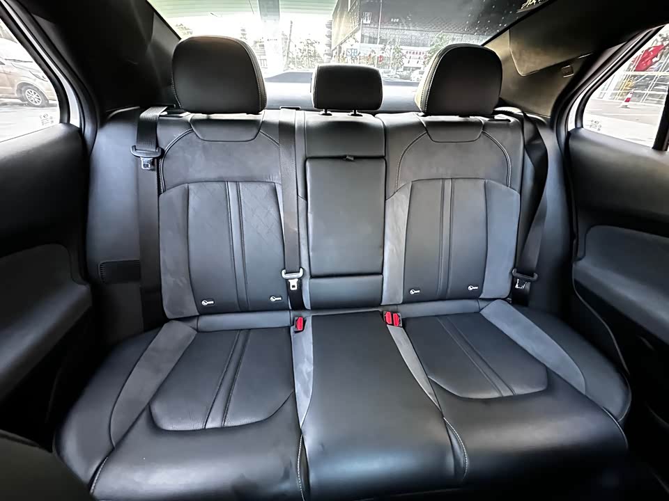 Trumpchi Shadow Leopard